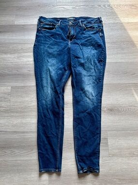 Silver Jeans Avery Plus Size Women's Dark Blue Super Skinny Jeans | SZ18 L31